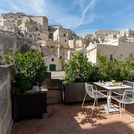 Gradelle San Nicola 2* Матера